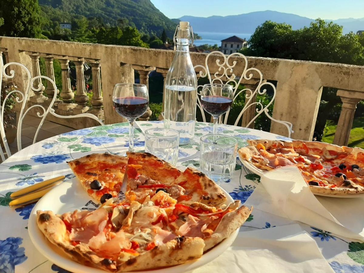 Il Motto Di Tommy Bed & Breakfast Castelveccana Exterior photo