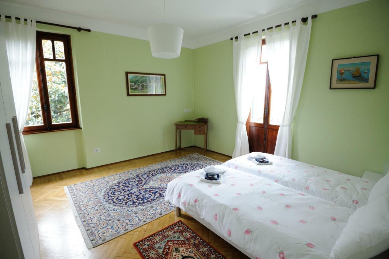Il Motto Di Tommy Bed & Breakfast Castelveccana Exterior photo